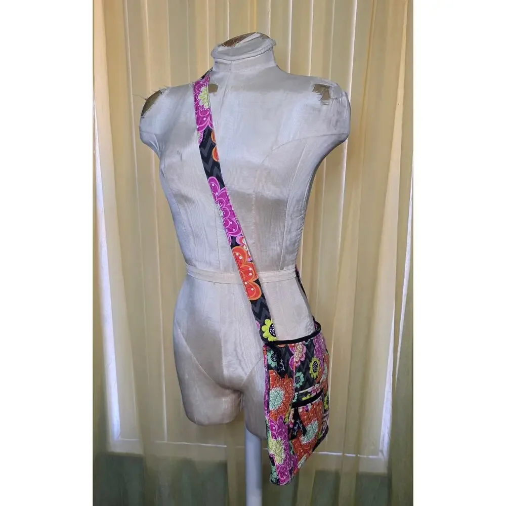 Vera Bradley Ziggy Zinnia Retired Pattern Cross‎ Body Purse Bag Adjustable Strap